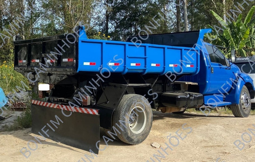 Imagem 3 de 3 de Ford F-12000 Ano 2001 / Na Caçamba