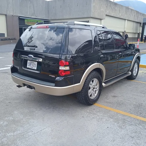 Ford Explorer Blindada.