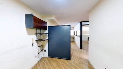 Imagen 5 de 24 de Se Vende Amplia Oficina De 4 Privados