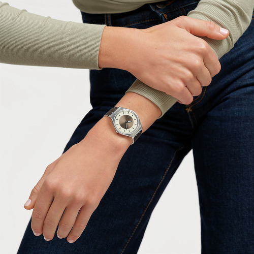 Reloj Swatch SWYIS434 color beige