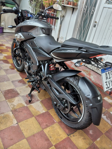 Bajaj Ns 200