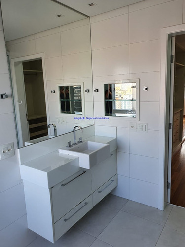 Imagem 18 de 30 de Apartamento 205m², 04 Dormitórios (sendo 01 Suíte), 03 Banheiros E 01 Vaga Na Garagem. Possui Sauna E Lavabo. Condomínio Com Portaria 24hrs, Churrasq - 20071402 - 68171330