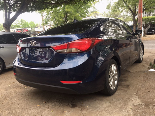 Imagen 4 de 7 de Hyundai Elantra Elnatra