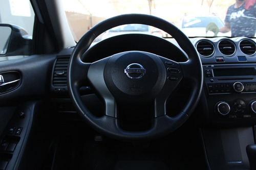 Nissan Altima 2010