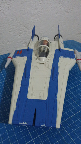 A-wing Resistence Whit Pilot Tallie Star Wars Force Link (Usado)
