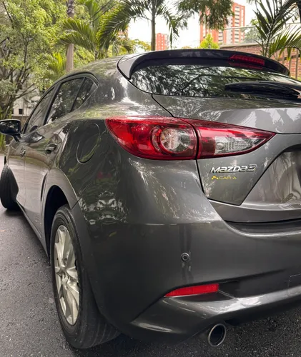 Mazda 3 2.0 Touring At