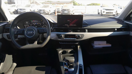 Audi A4 2.0 TFSI MHEV S LINE S TRONIC