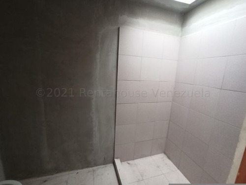 Imagen 28 de 30 de Casa En Venta En La Ensenada Barquisimeto & Código Flex 22-14115 Numero De Contacto 0424 -556- 57- 59 Monica C.