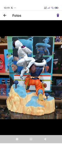 Figura Acción Goku Muerde A Freezer Dragón Ball Z 25cm