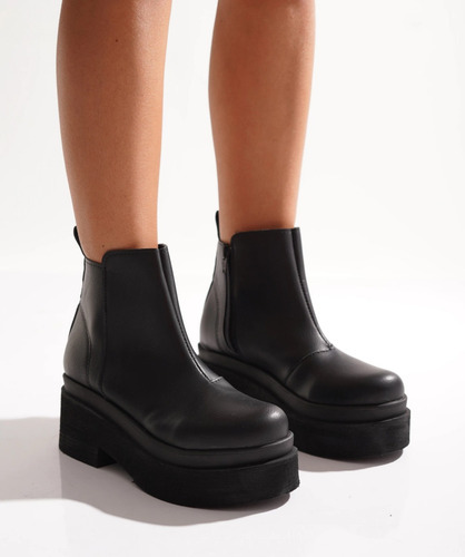 Botas De Mujer Cuero Eco Calabria Plataforma Araquina