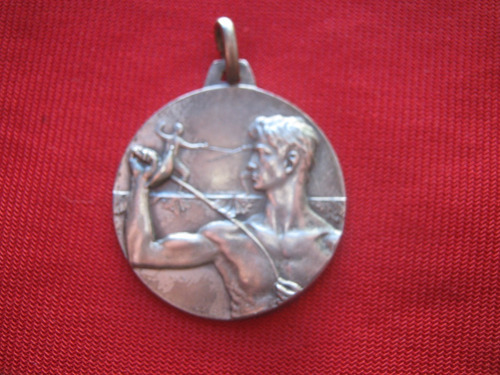 Medalla Copa Internacional De Esgrima 1956 San Remo Italia 