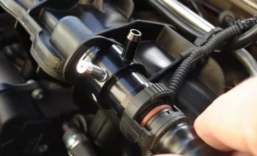 Imagen 6 de 8 de Boost Tap Cople Aluminio 3 Salidas Vacio Vw Mk5 Mk6 Tfsi Tsi