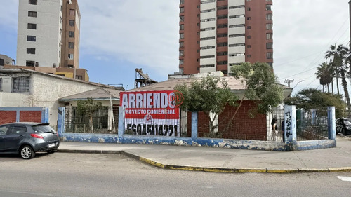 Arriendo Comercial Esquina | 441 M² | Playa Cavancha | Iqq