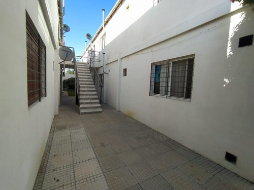 Departamento En Alquiler En Victoria