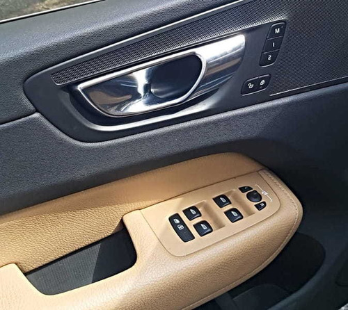 Volvo Xc60 2.0 T5 Momentum Awd