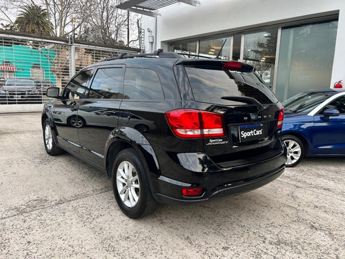 Imagen 6 de 8 de Dodge Journey Sxt 2.4