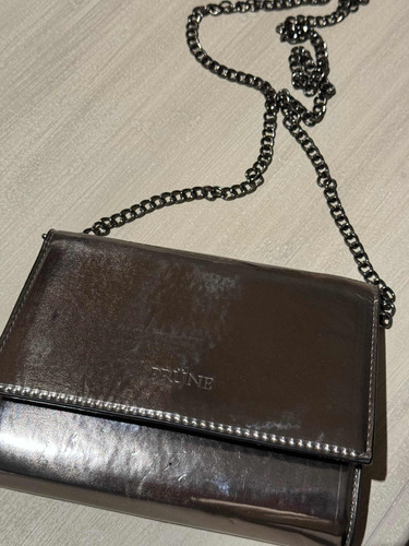 Cartera Sobre Prune Metalizado