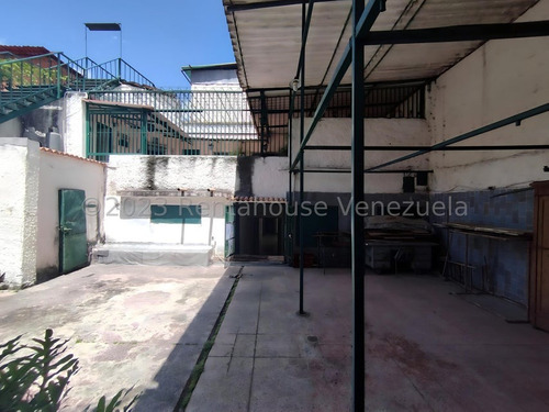 San Bernardino Para Uso Comercial 24-6121 G.s.