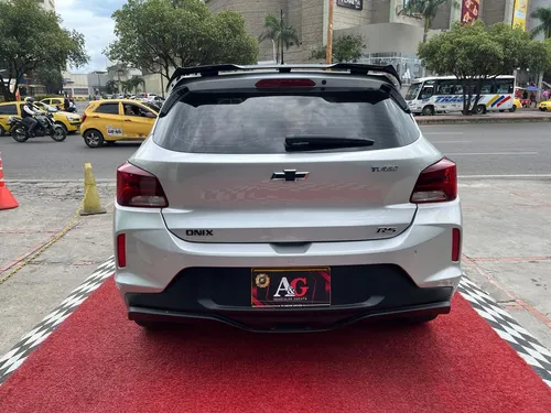 Chevrolet Onix RS 1.0 MT