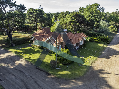 Venta Casa 4 Ambientes. Pinamar!
