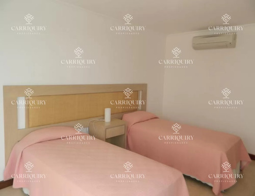Apartamento En Brava Frente Al Mar, Alquiler