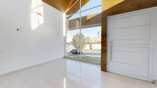 Imagem 3 de 30 de Casa À Venda Em Mont Blanc Residence - Ca002623