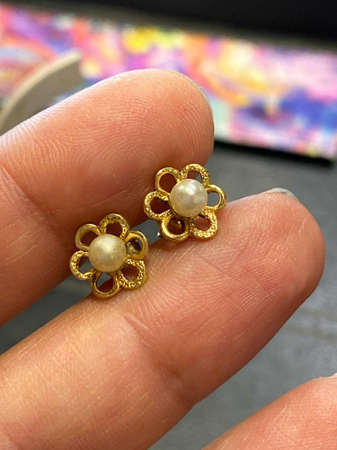 Luli Caravanas Enchapadas Oro 18k Flor Con Perla Delicadas