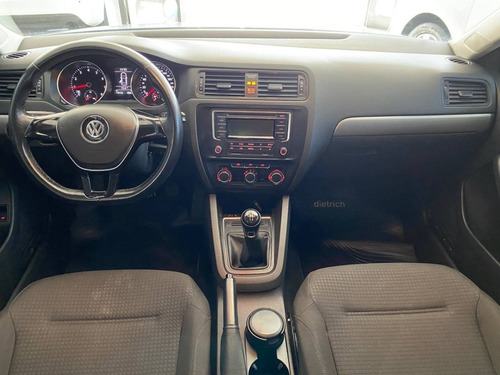Imagen 8 de 11 de Volkswagen Vento 2.0 Advance.l/15. Año 2015.unica Mano