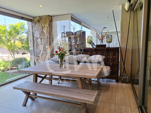 Impactante Departamento Duplex Con Lindo Jardin Piscina