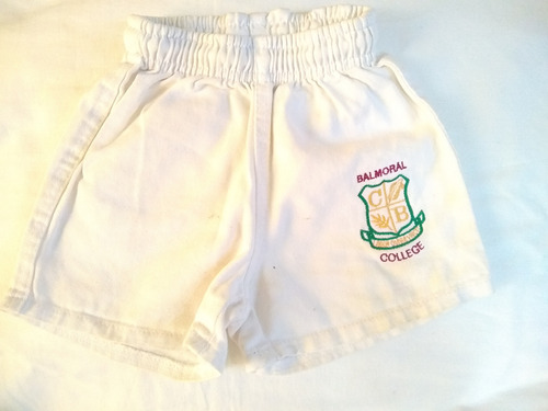 Short Gabardina T4 Uniforme Escudo Bordado Colegio Balmoral