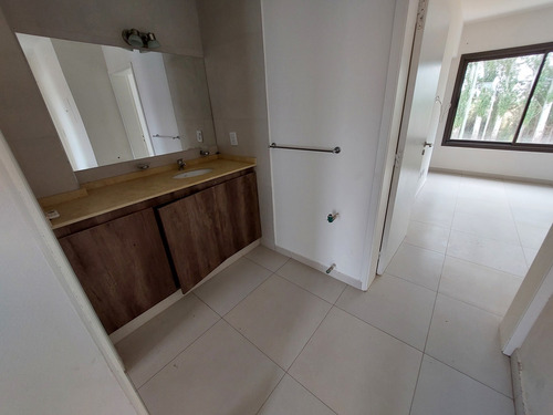 Imagen 3 de 15 de Dúplex · Venta · Barrio Privado · 3 Dormitorios