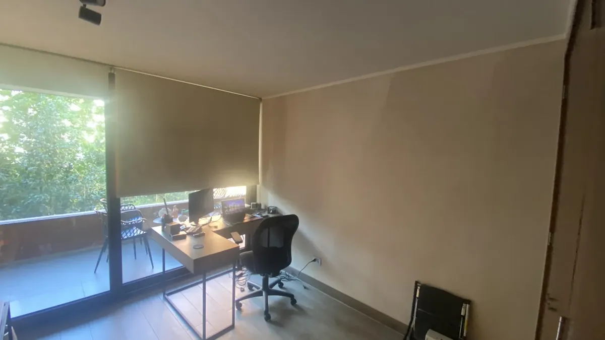 Imagen 2 de 27 de Vende , Dpto A Pasos De Manquehue , 3 Estacionamientos