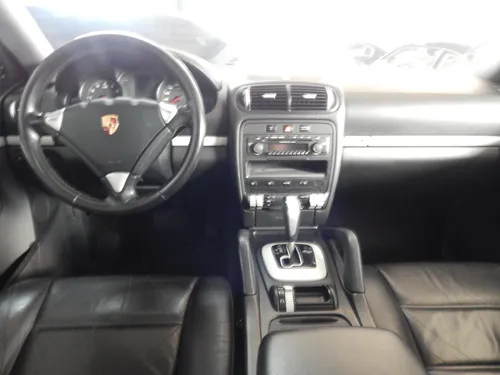 Porsche Cayenne 3.2 V6
