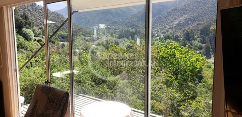 Casa En Venta De 5 Dorm. En Lo Barnechea