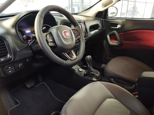 Fiat Toro 2.4 16v Freedom Flex 4x2 Aut. 4p