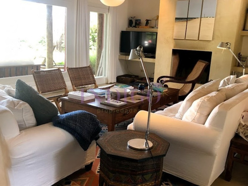 Impòrtante Propiedad En Venta Y Alquiler En El Barrio Privado Mas Cool De Manantiales.- Ref: 359