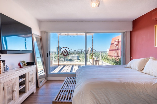 Hermoso Penthouse Lincoln Center- Ref: 639