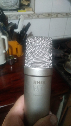Micrófono Rode Nt1-a Condensador Cardioide Color Silver Gris (Usado)