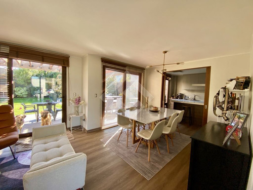 Linda Casa En Venta, 3 Dormitorios, Santa Elena, Chicureo