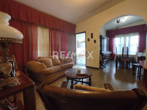 Imagen 17 de 19 de En Venta Bella Y Amplia Casa A Remodelar Morro Ii. Cód.: 129748. 04144841043