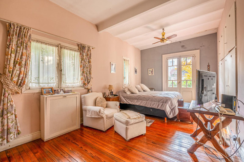Increíble Residencia - 9 Ambientes - Gran Jardín Con Parrilla - Cochera - Belgrano R