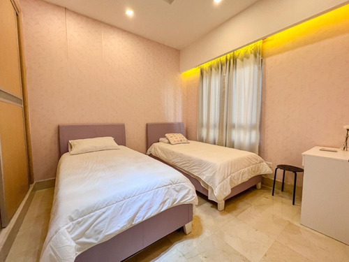 Apartamento Moderno En Piantini En Venta