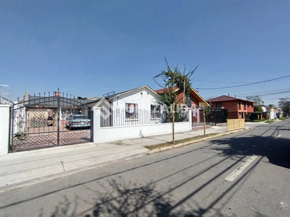 Imagen 2 de 12 de Vende Casa 4d, 2b, San Joaquín, Metro. Rodrigo De Araya