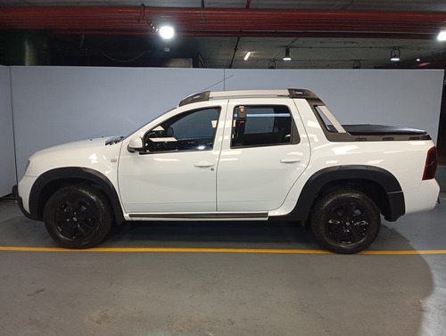 Renault Duster Oroch 2.0 Outsider Plus