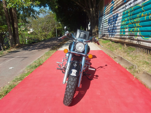 Shadow 750