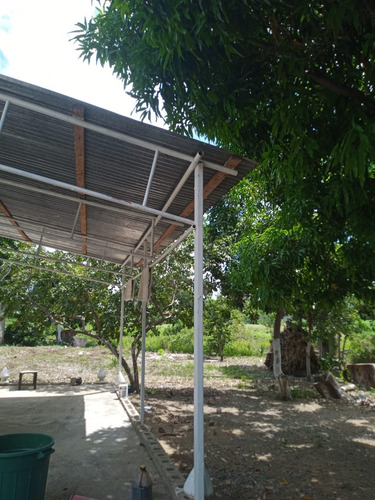 Vendo Enorme Casa De Dos Nivel En Santiago A Una Esquina De La Circunvalación Norte, República Dominicana