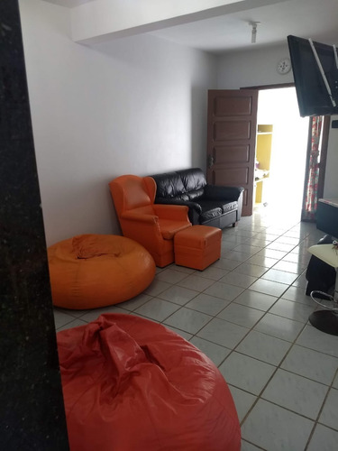 Casa Em Centro Com 2 Dormitórios - Su112