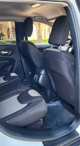 Jeep Cherokee 2.4 SPORTS