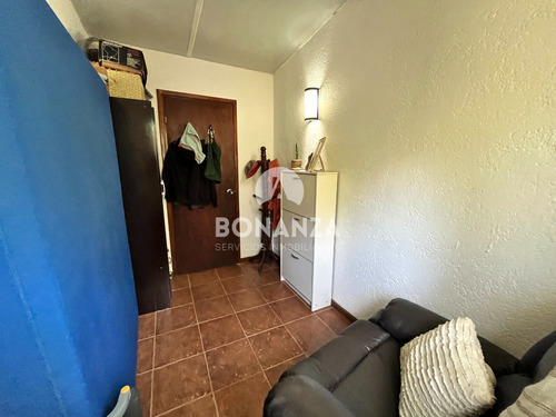 Casas En Venta En Playa Hermosa, Piriápolis. 2 Propiedades En Un Padrón. Cercada Perimetralmente.