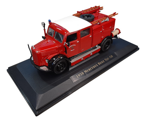 Camión Bomberos Mercedes Benz Escala 1:32. Signature